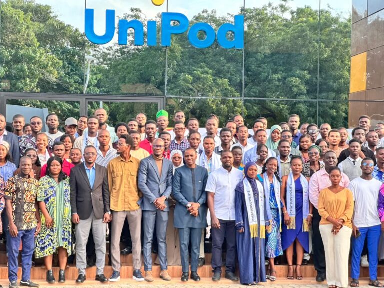 Fabrication numérique : 200 jeunes Togolais achèvent leur formation dans le cadre du projet D-CLIC